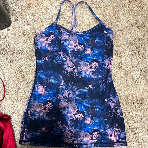 Size 6 Lululemon Power Y Tank Moody Mirage Berry - Picture 1 of 3